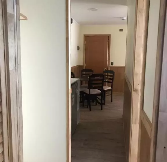 Apart Hotel Suveral