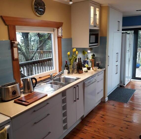 Bed and Breakfast Tastebuds Bed N Breakfast