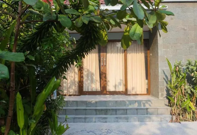 Castaway Island Hostel