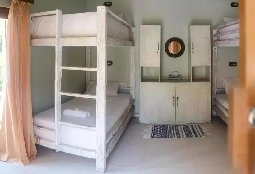 Castaway Island Hostel
