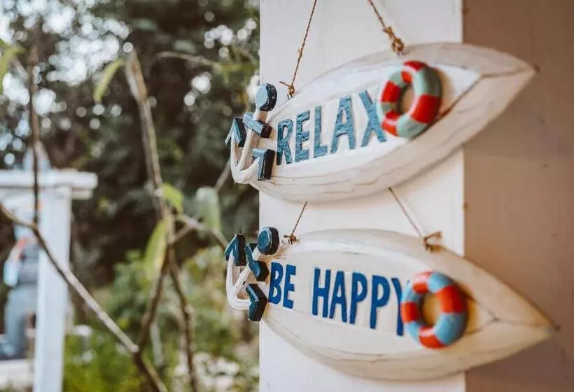 Castaway Island Hostel