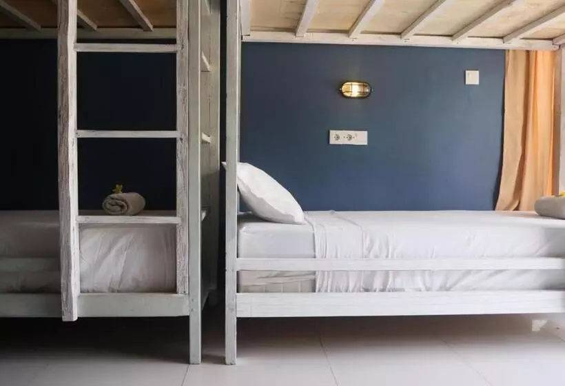 Castaway Island Hostel