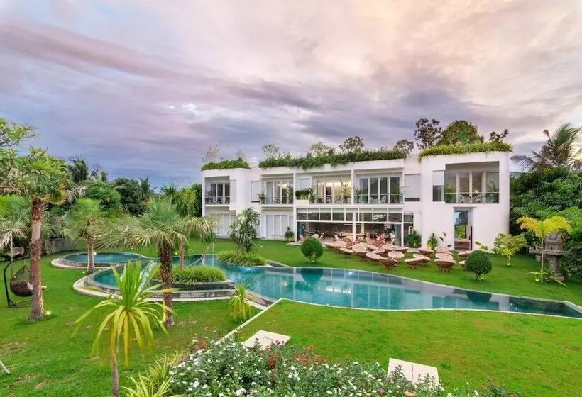 Enjoy Boutique Hotel & Restaurat