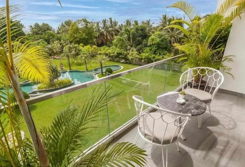 Enjoy Boutique Hotel & Restaurat