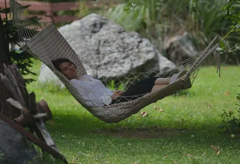 Feel & Live Hotel Villas Restaurant