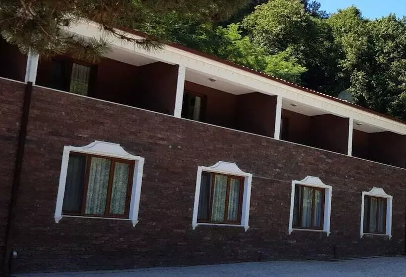 Feel & Live Hotel Villas Restaurant