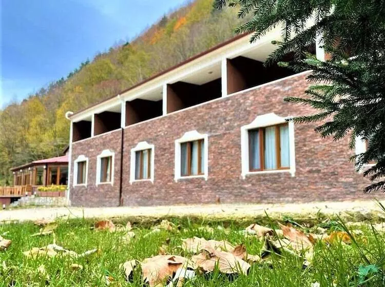 Feel & Live Hotel Villas Restaurant