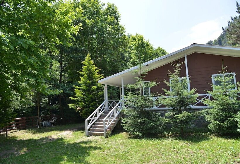 Feel & Live Hotel Villas Restaurant