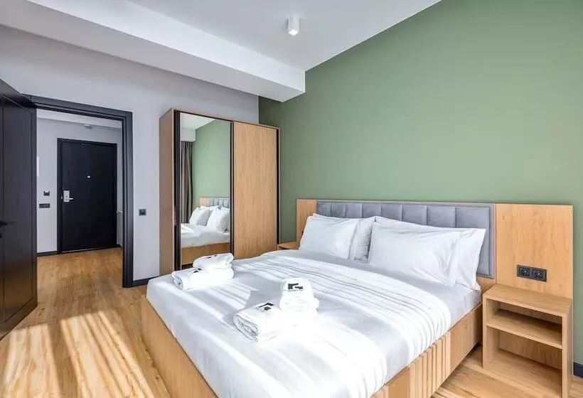 Qstay Gratus Tbilisi