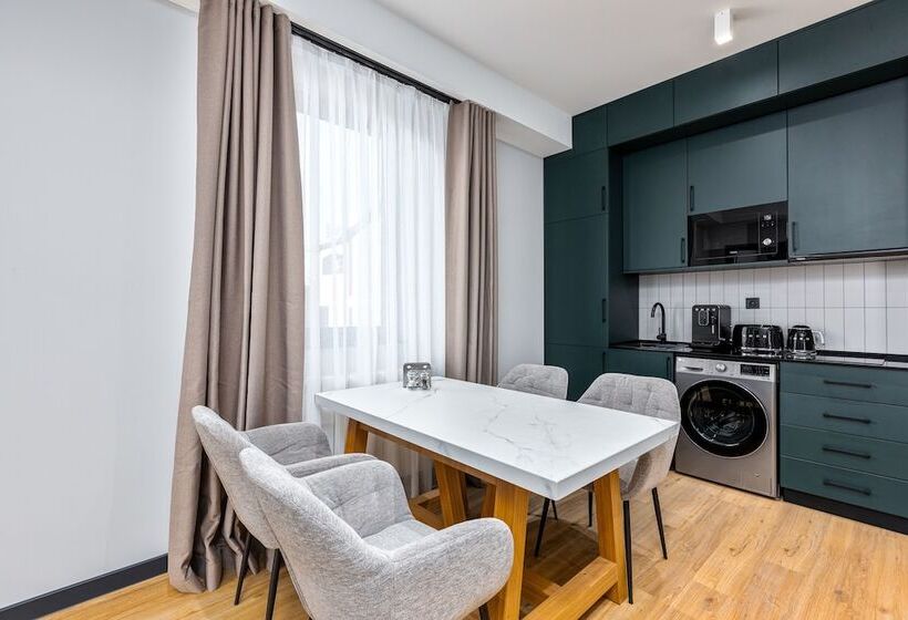 Qstay Gratus Tbilisi