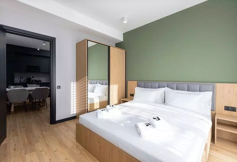 Qstay Gratus Tbilisi