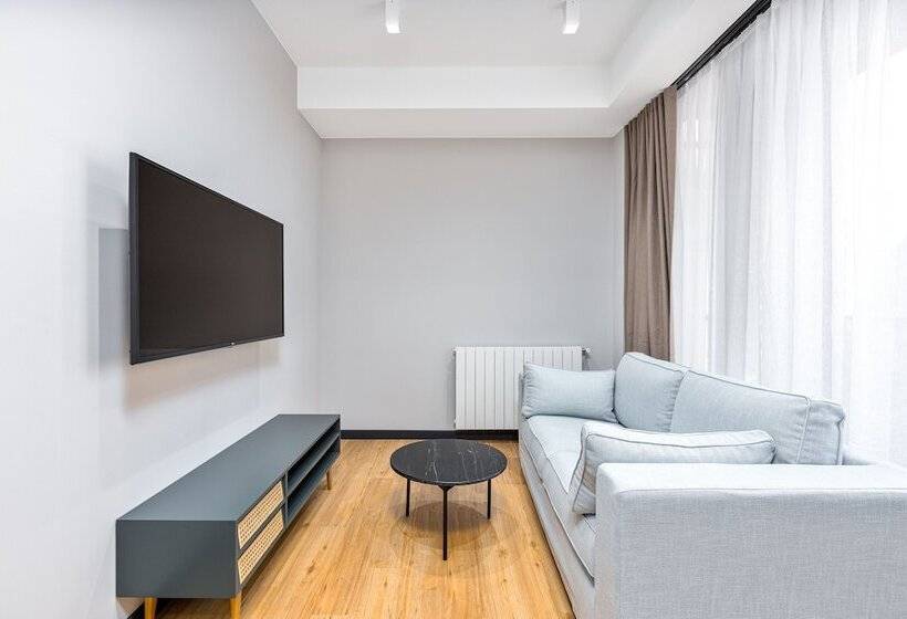 Qstay Gratus Tbilisi