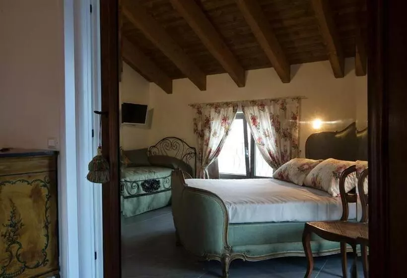 Hotelli Agriturismo Tenuta Casteldardo