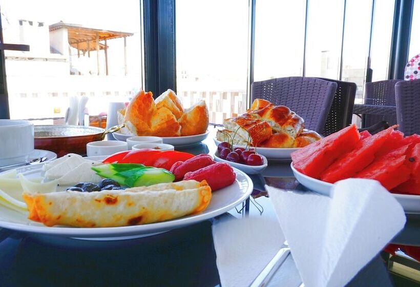 هتل Alpha Stone House