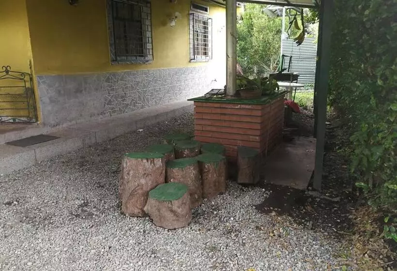 ホテル Campestre La Libertad
