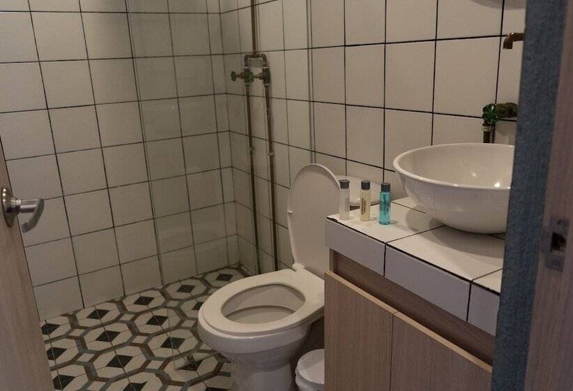 فندق The Harbour