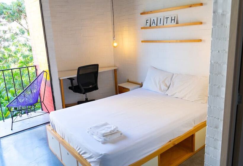 فندق The Harbour