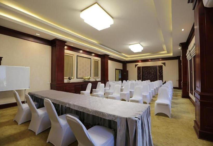 בית מלון כפרי Khounmixay