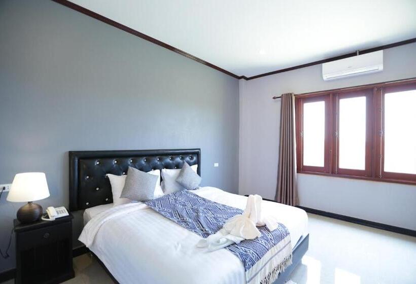 בית מלון כפרי Khounmixay