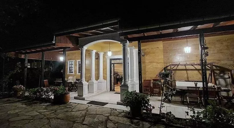 هتل Malikane Luxury Resort