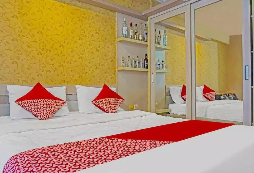 Hotelli Nadjla Property Cibubur Village By Oyo