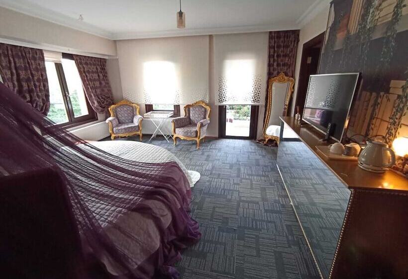 هتل Turgan Butik Villa