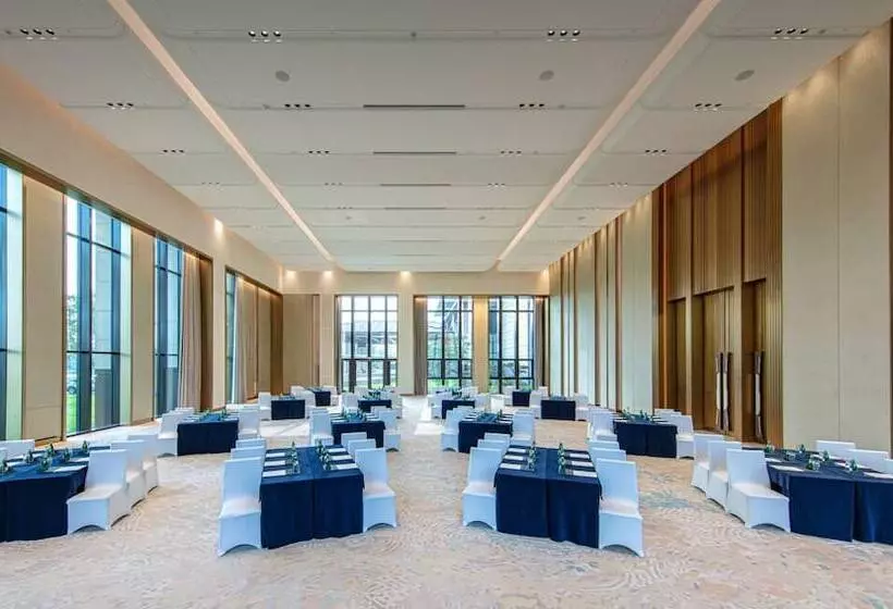 Hotelli Xiongan International