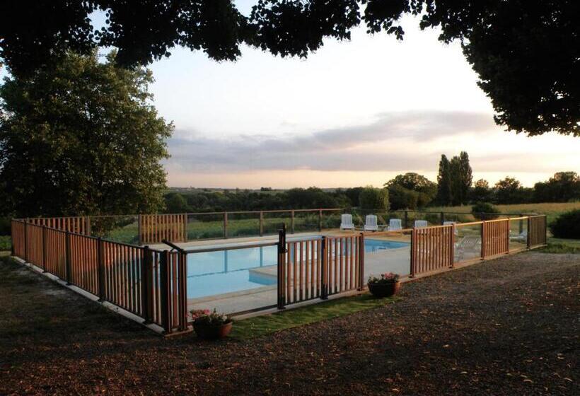 Le Domaine Du Bel Air B&b