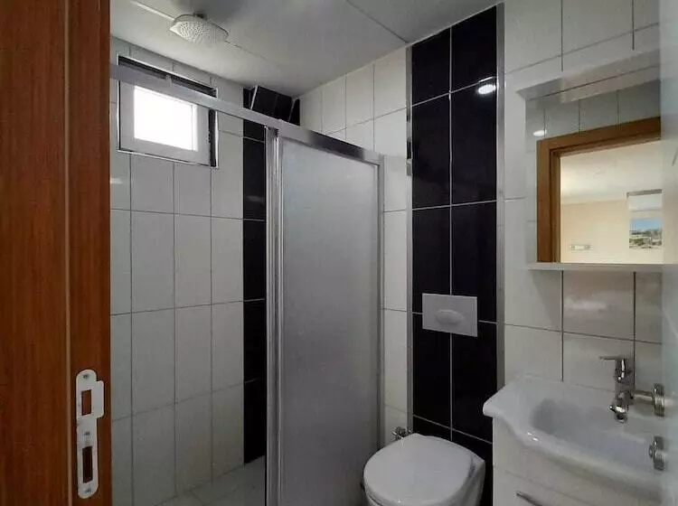 Myra Roof Butik