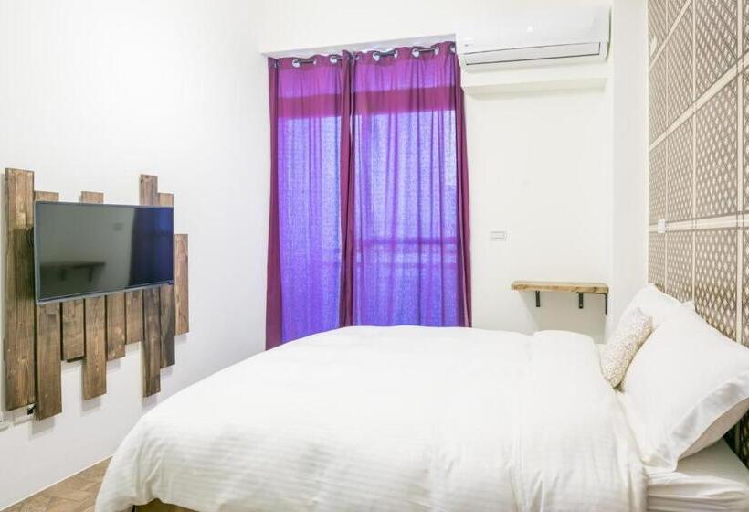 پانسیون Blue Hole Guesthouse藍洞民宿