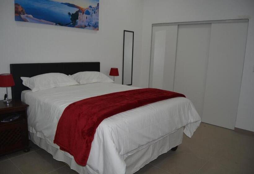 بنسيون Fama Lodge Rm12