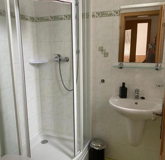 펜션 Penzion Pod Kostelem