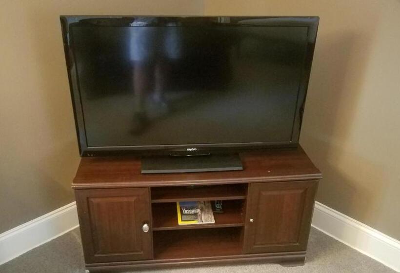 پانسیون Rick S Downtown Nashville Guest House