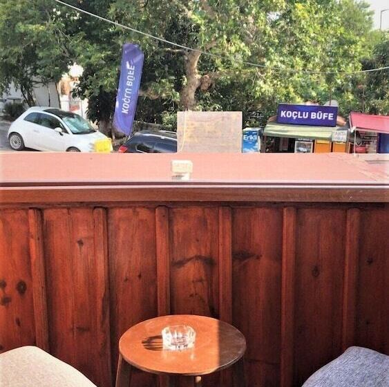 Pension Smyrna Uzuncarsi