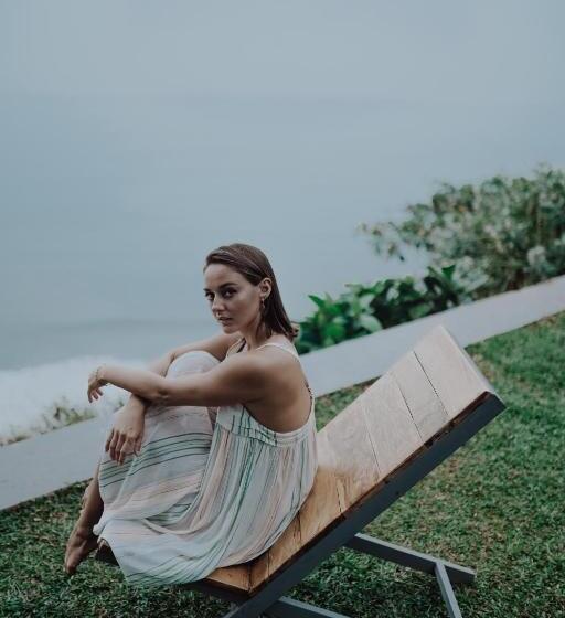 Resort Cliff Stories