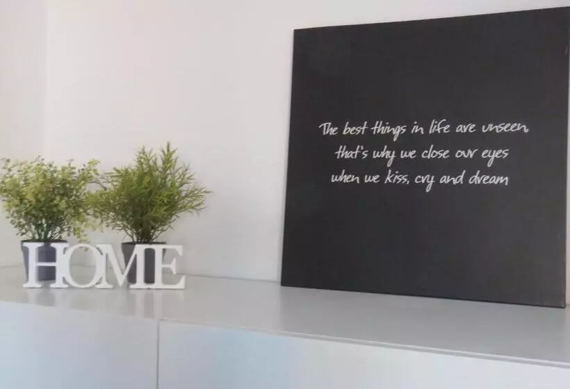 ベッドアンドブレックファースト Assago Forum Apartment