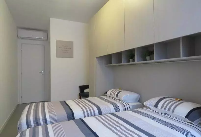 ベッドアンドブレックファースト Assago Forum Apartment
