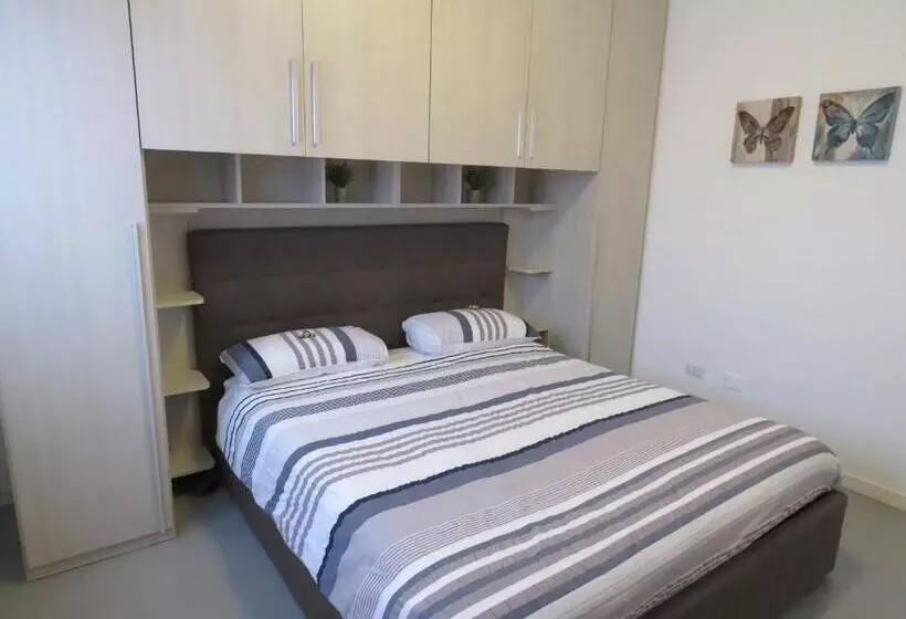 ベッドアンドブレックファースト Assago Forum Apartment
