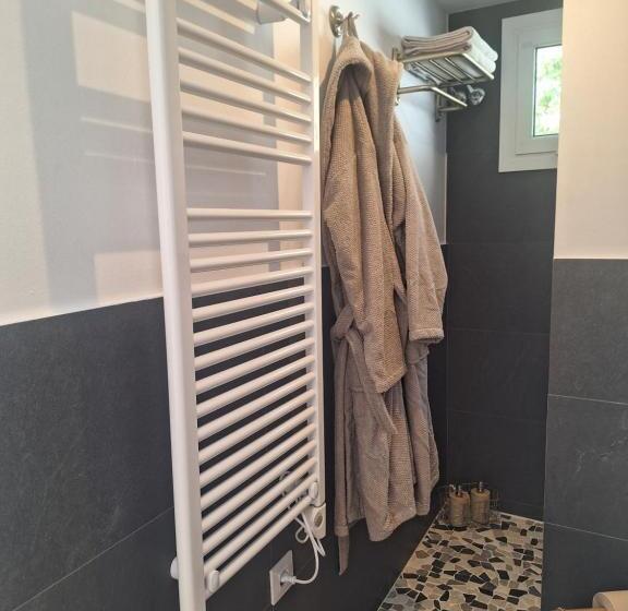 Bed and Breakfast Au Jardin D Armand