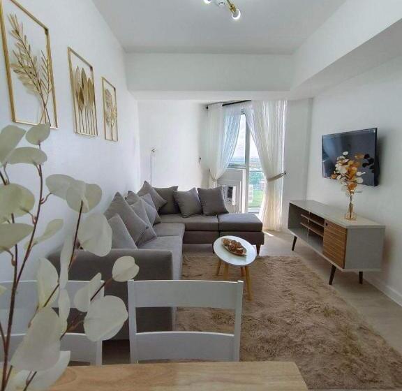 Bed and Breakfast Azure 1 Bed Room Huge Balcony