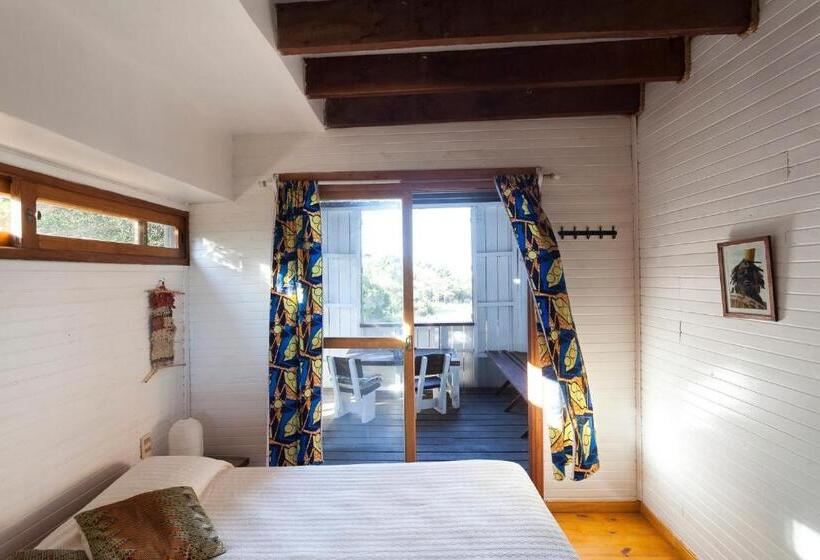 تختخواب و صبحانه Eco House Via Verde