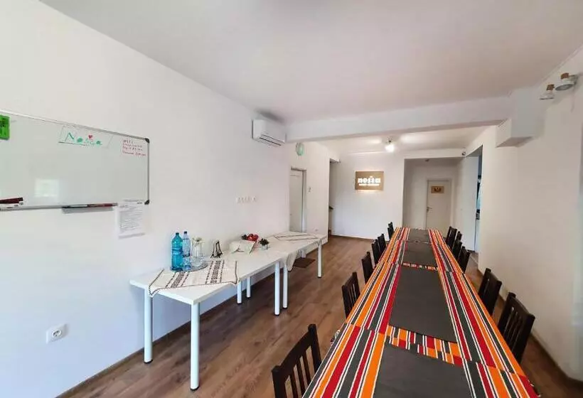 Aamiaismajoitus (B&B) Pensiunea Nossa Panzió