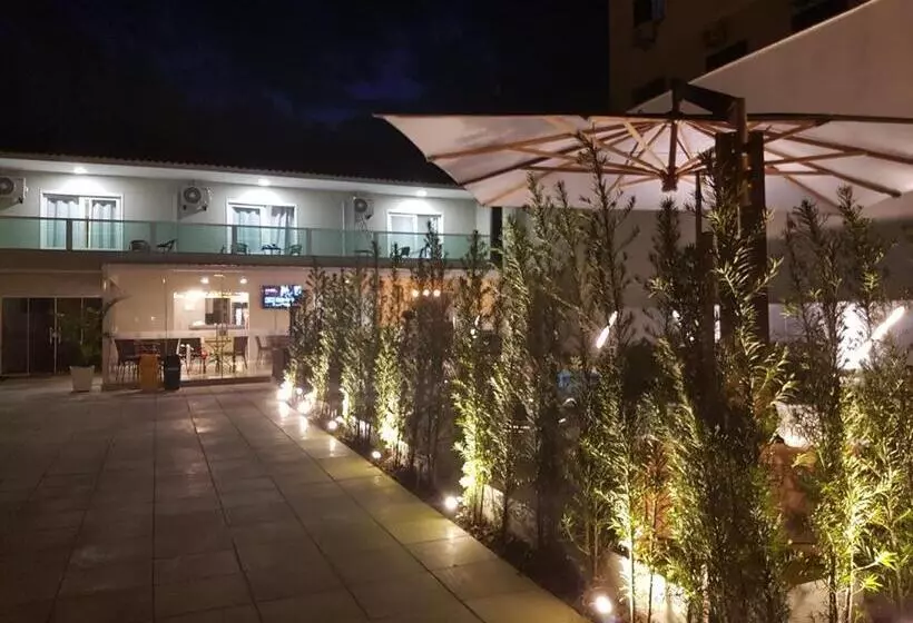 Casa De Oliveira Hostel