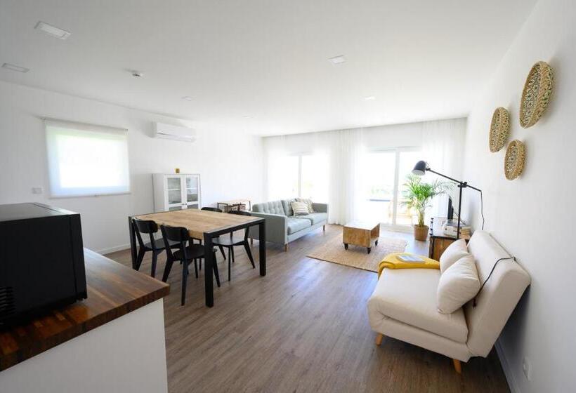 هتل Ericeira Treegarden