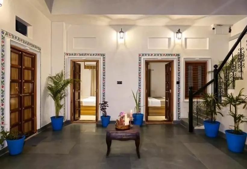 ホテル Amoraya Udaipur