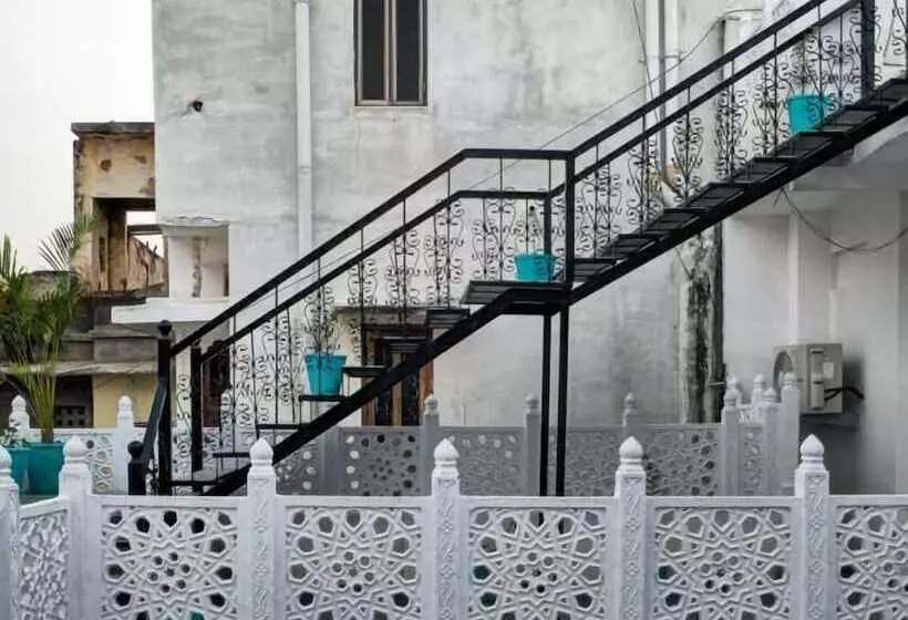 ホテル Amoraya Udaipur