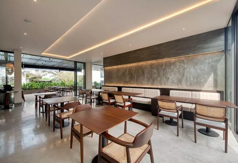 ホテル Taprobane House