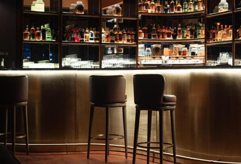 فندق The Shillong Address