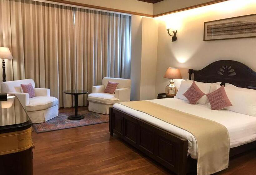 فندق The Shillong Address