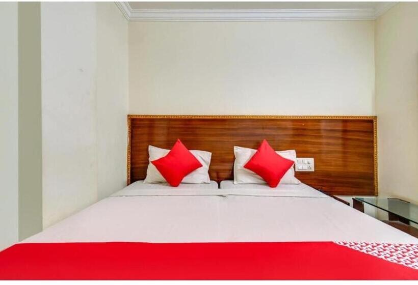 호텔 Yuvaraj Palace